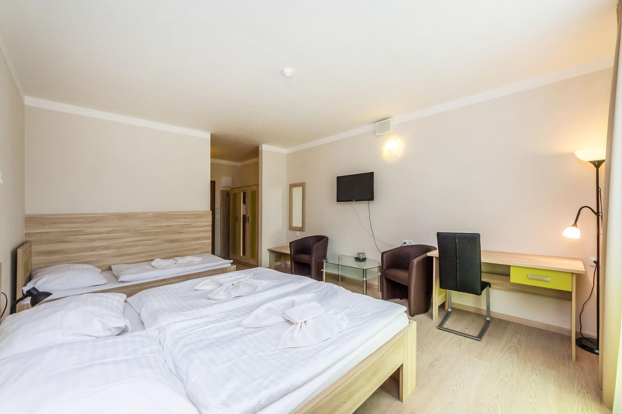Nad Kralovnou Hotel & Restaurant براغ المظهر الخارجي الصورة