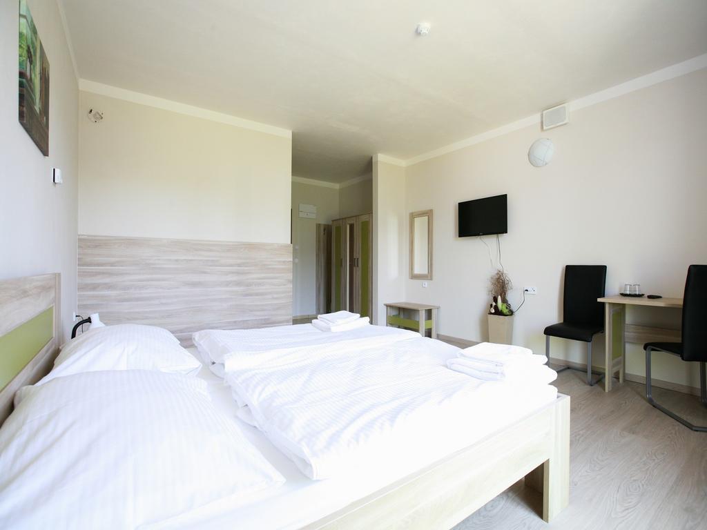 Nad Kralovnou Hotel & Restaurant براغ المظهر الخارجي الصورة