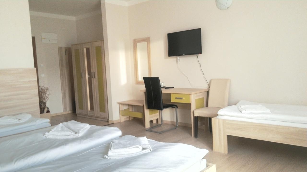 Nad Kralovnou Hotel & Restaurant براغ المظهر الخارجي الصورة