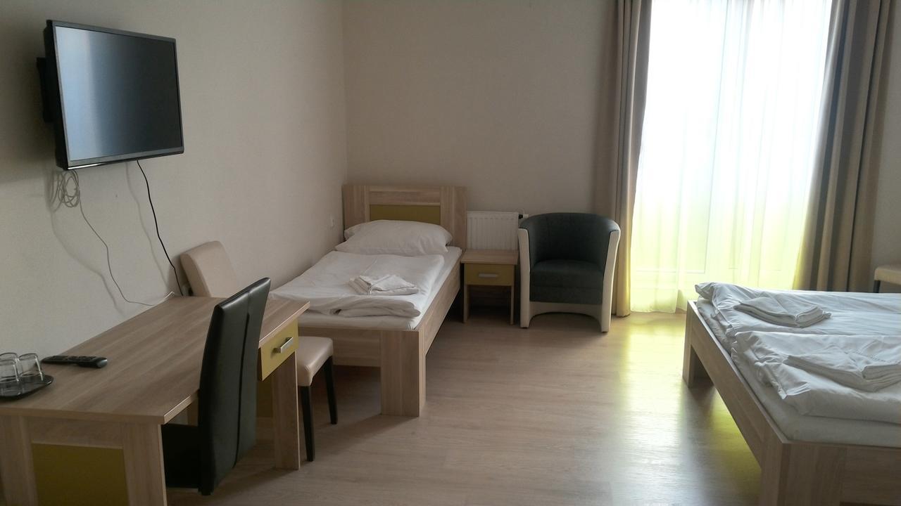 Nad Kralovnou Hotel & Restaurant براغ المظهر الخارجي الصورة